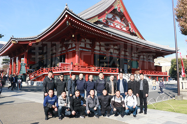 祈愿淺草寺